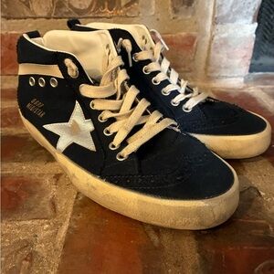Golden Goose Navy Blue and White Midstar Low-Top Sneakers